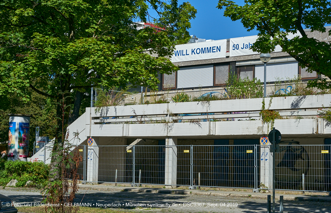 04.09.2019 - Einkaufs- und Wohnzentrum Quiddestraße in Neuperlach